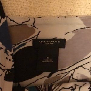 Ann Taylor Tops - Medium Ann Taylor Tank Top Ann Taylor Tops - Medium Ann Taylor Tank Top